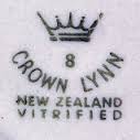 Crown Lynn New Zealand Vitrified  810