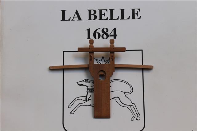 La Belle 1/24 - grisuzone - Page 3 Img_4910
