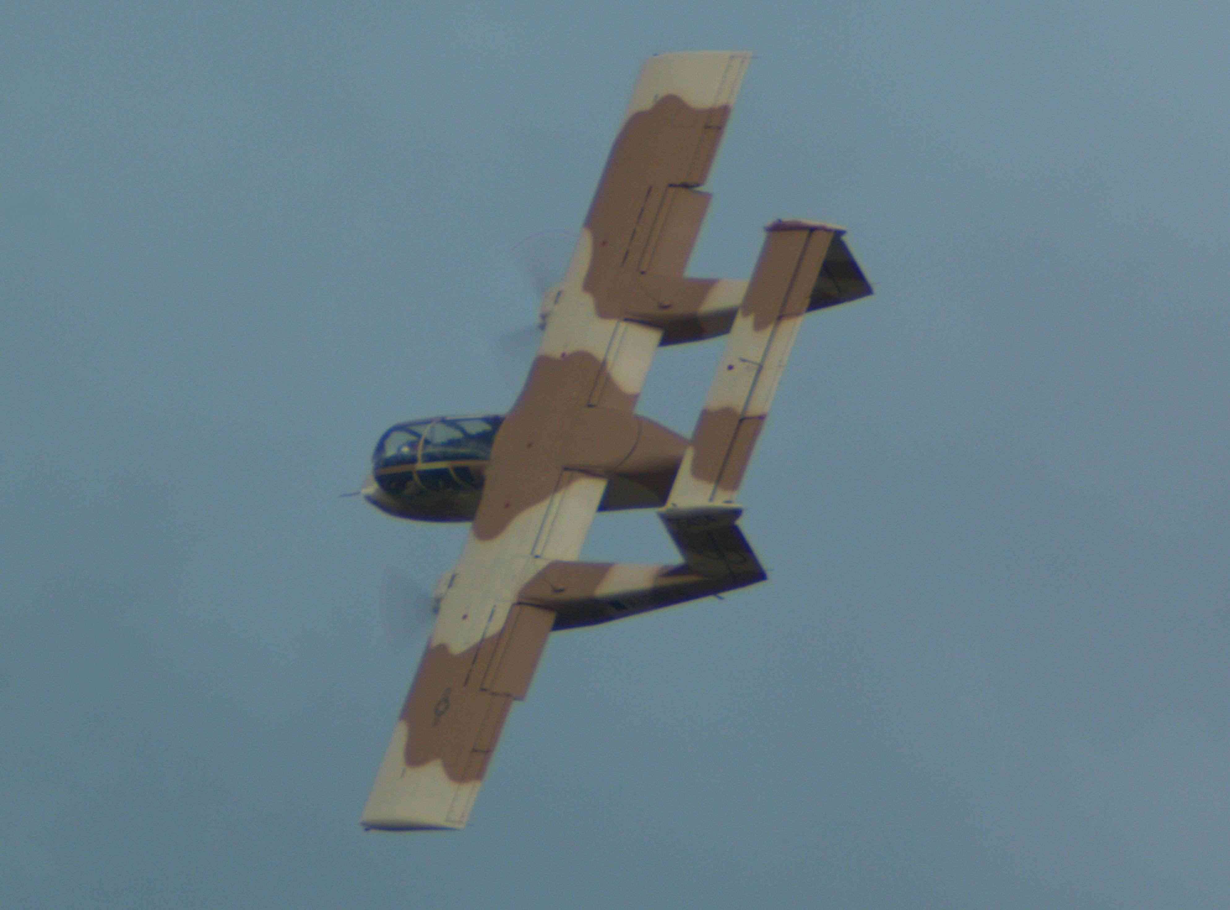 [14-15/06/2014] Journée Portes Ouvertes à la BAN de Hyeres-Toulon - Page 8 Bronco15