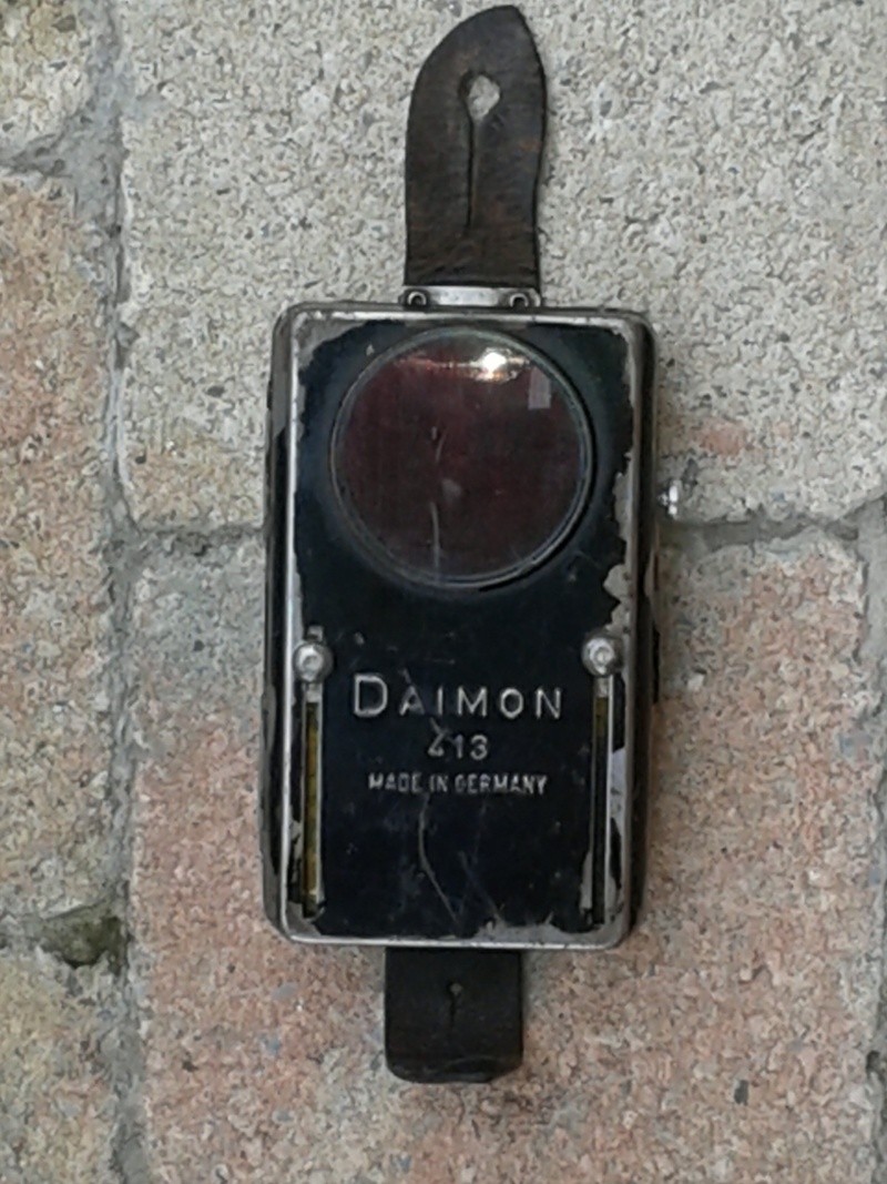 lampe allemande DAIMON 20140610