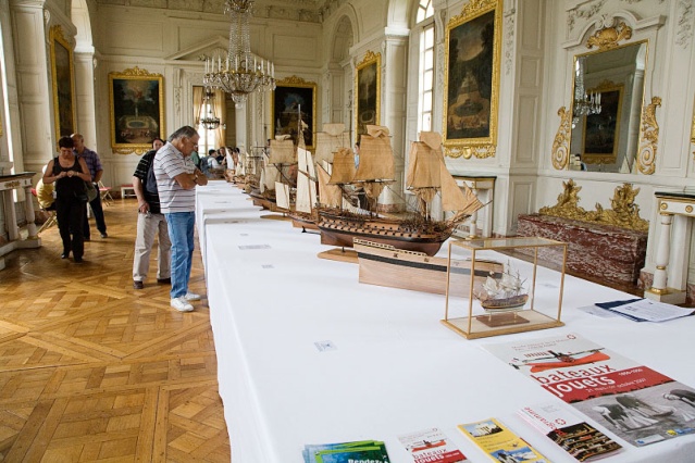 Maquettes de la Marine impériale, Grand Trianon, juin 2014 - Page 3 Att00010