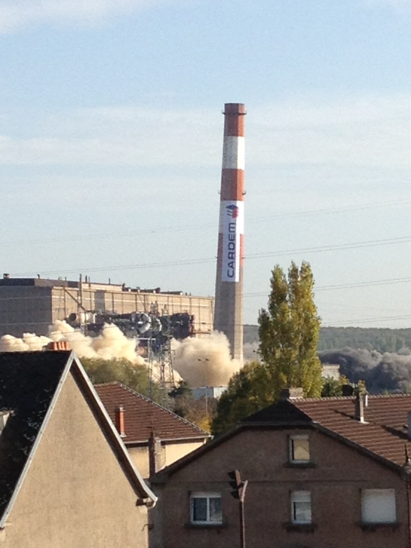 Dynamitage des cheminées EDF de Richemont dimanche Img_0015