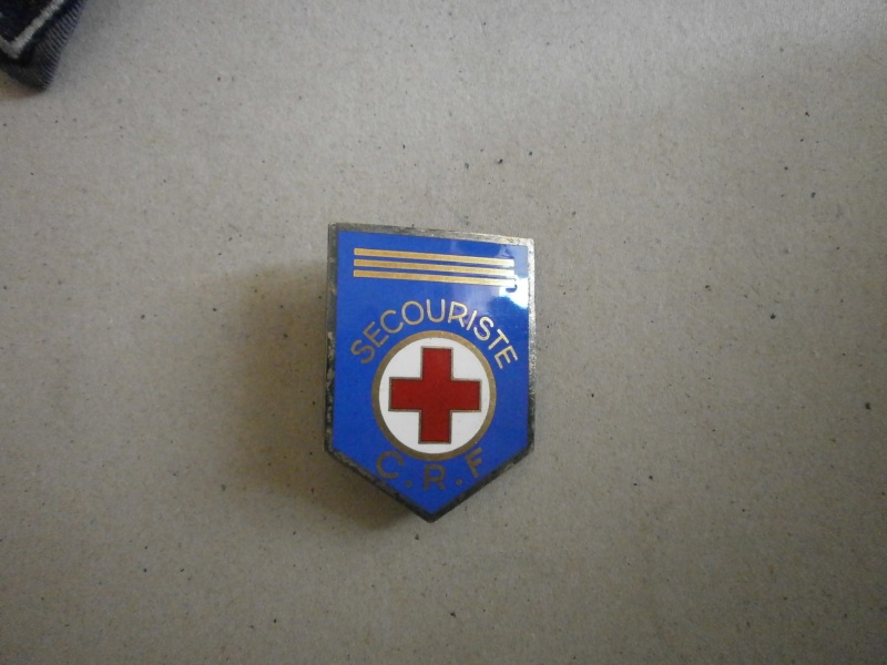 Rentrée medaille croix rouge francaise  Medail13