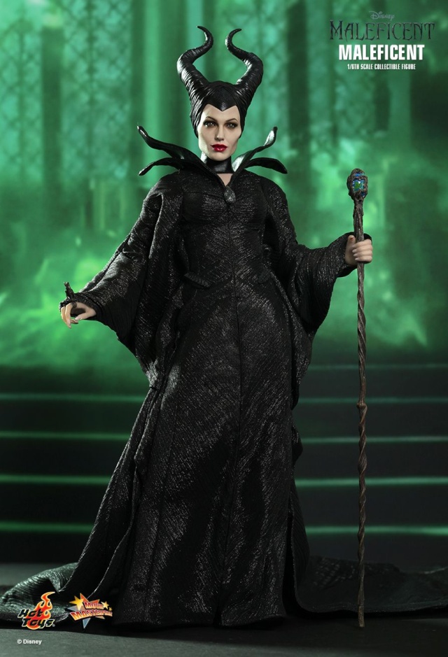 Hot Toys Maleficent 0111