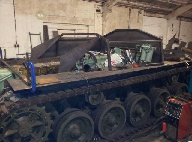 La fabrication de la réplique du Sturmgeschutz 3 "Heidi" 810