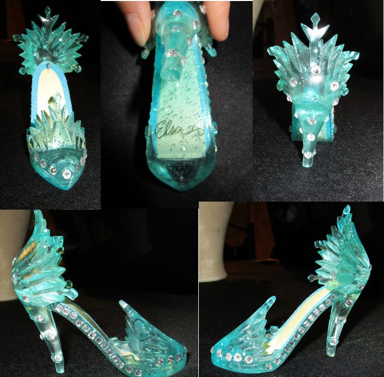 Chaussures miniatures disney (ornement) - Page 19 Sans_t10