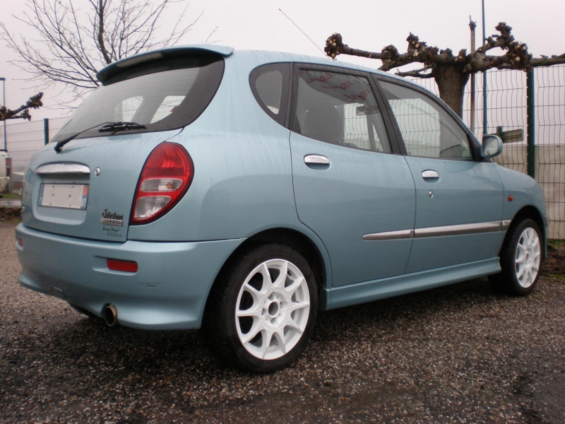 Daihatsu Sirion 1.3l 102cv 4wd 2004 (bleu) P1121212