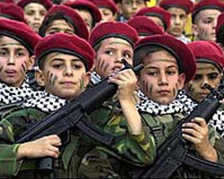 Les enfants palestiniens sont entraînés pour tuer..., les infidèles ! Sans-t26
