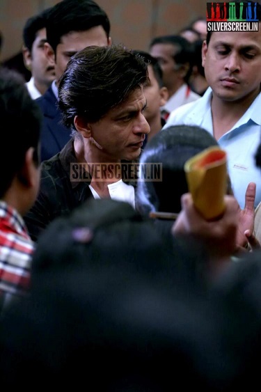 SRK face à la colère des journalistes à Chennai  Anry_510