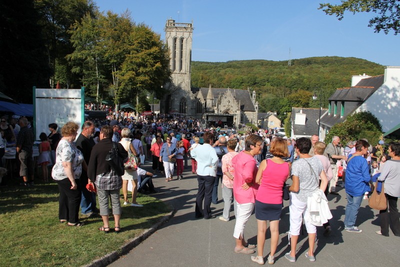 Fête du Beurre - Gouel an amann à Saint Herbot le 28 septembre St_her10
