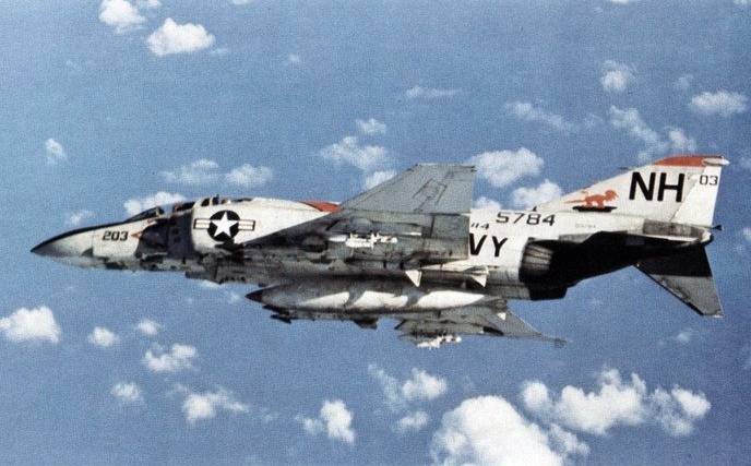 F4J Phantom II - Hasegawa - 1/72 - Page 2 F-4j_p10