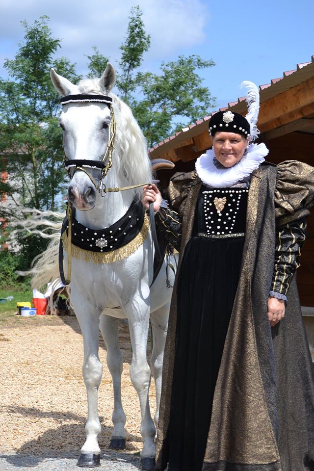 Concours de costumes du Limousin Festiv'Amazone 2014 - LOT 1 10496110