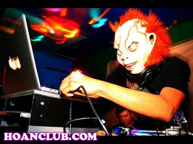 DJ Bl3nd và sau lớp mặt lạ 241