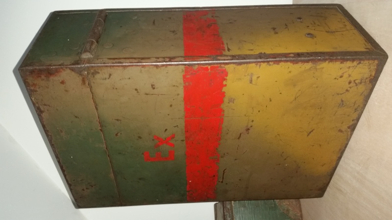 caisse de chargeurs de 20mm flak camouflé UB 20141116
