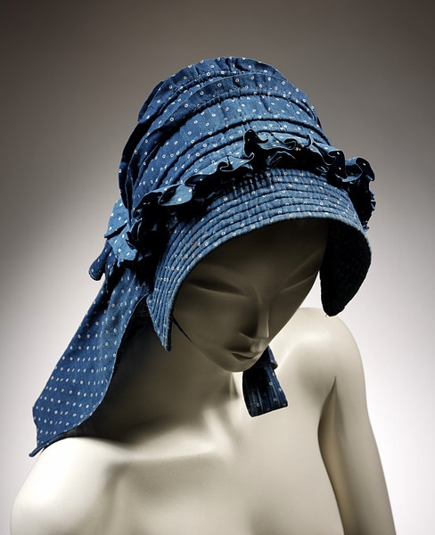 LES BONNETS ET CHAPEAU DE DAME Aa137