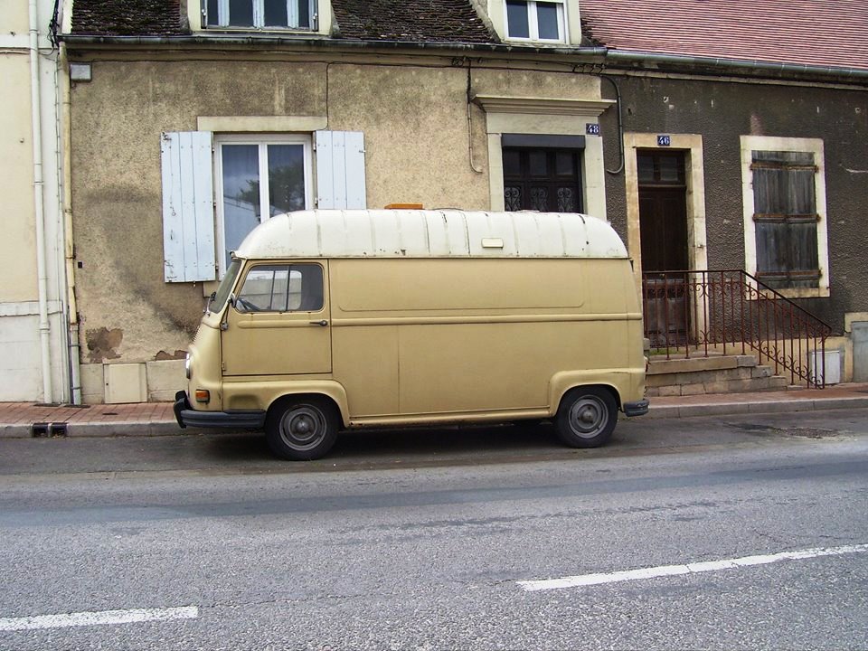 Renault Estafette. 212