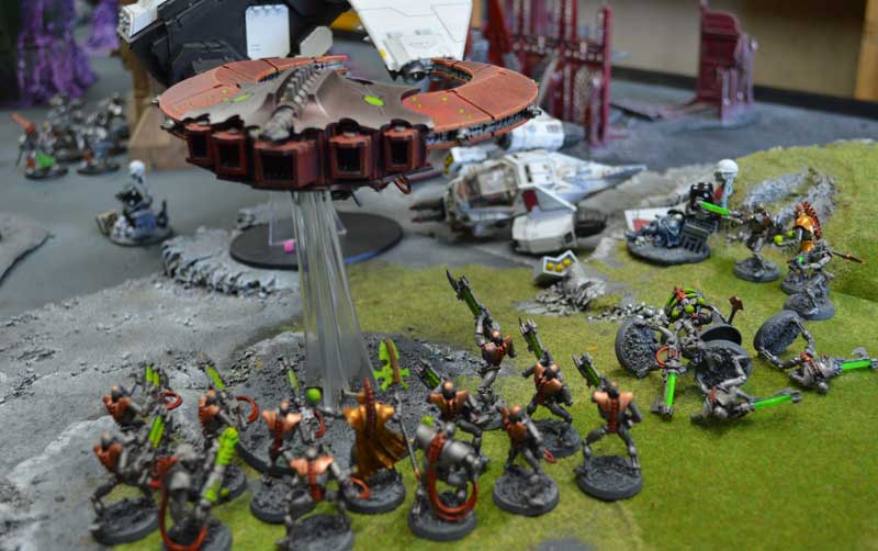 2014.10.14 -  Eldar Noir contre Chevaliers Gris - 2000 pts 0820