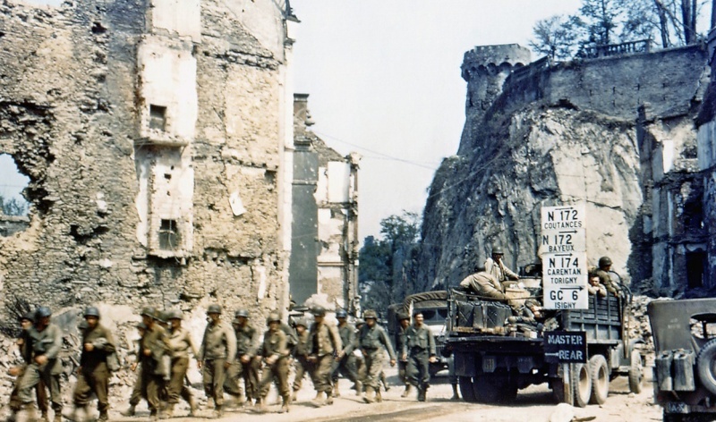 Photos d'hier 1944 et d'aujourd'hui 2014. D910