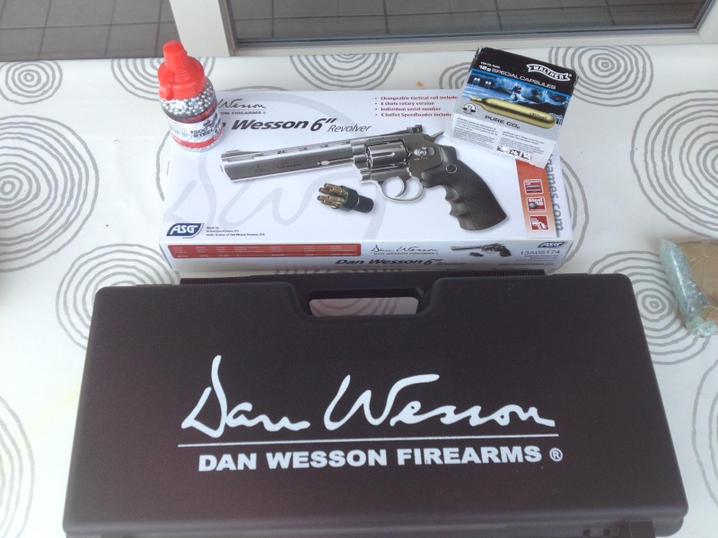 dan wesson - Revolver Dan Wesson 6 pouces - 4.5 mm - Page 3 Img_0810
