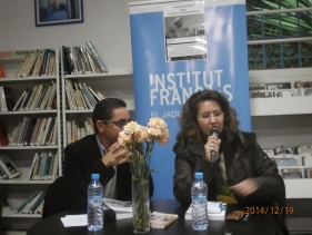 Karima Yatribi au café littéraire : "Ahmed SEFRIOUI, entre l'oubli et la réhabilitation" (compte rendu) Pc190012