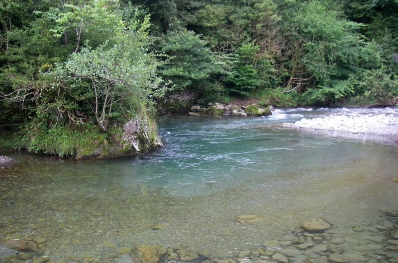 Trouvez la rivière... - Page 2 Imgp2632