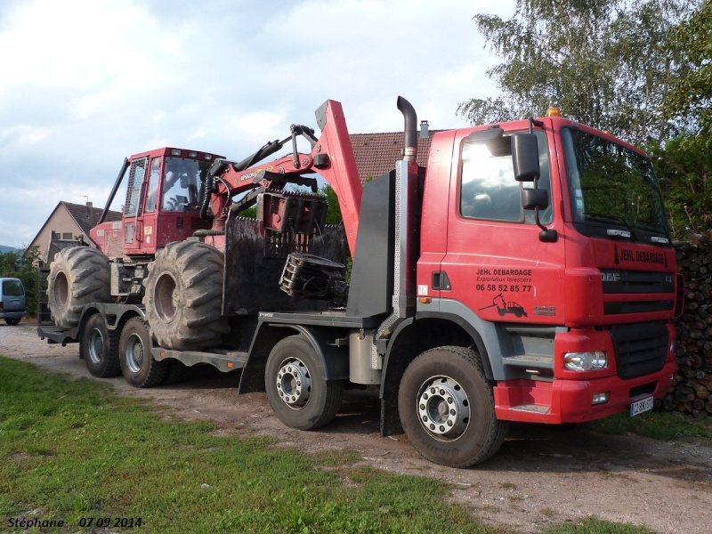 Transports d'engins forestier - Page 2 P1270316
