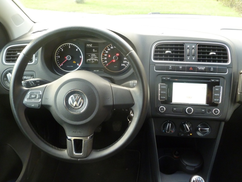 Le topic de ma Volkswagen Polo TDI 90 Confortline Business ( Décembre 2014 - Juin 2016 ) P1140127