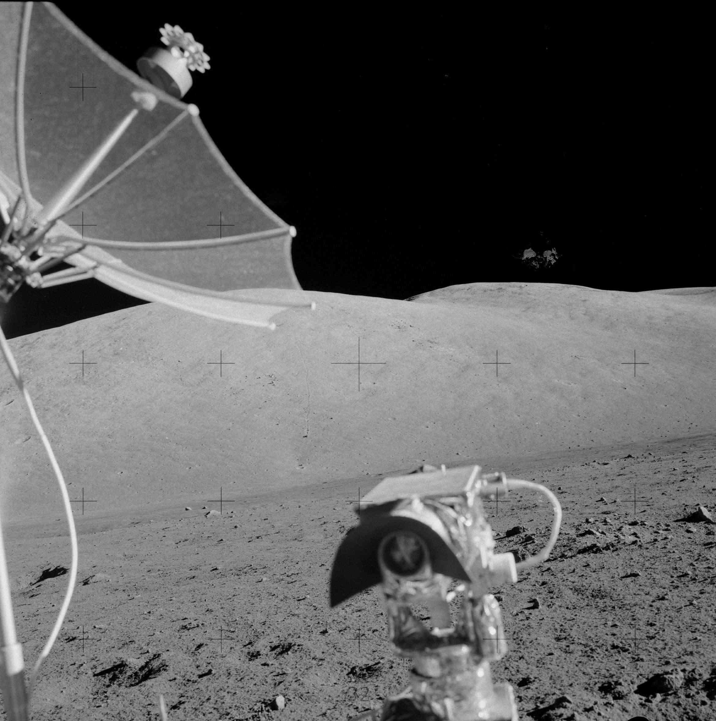 NASA bënë gafën e radhës, publikon një foto sekrete shumë pikante për Hënën! As17-110
