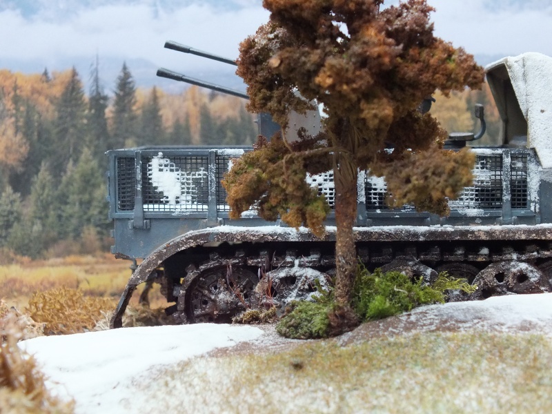 Sdkfz 7/1 , 24 th Panzer Division,abandonné,front de l'est , fin d'automne 1942. (NON FINI)( Tamiya  1/35 German 8ton Semitrack w/20mm Flakvierling Sd.Kfz. 7/1 réf:35050) Dscf5330