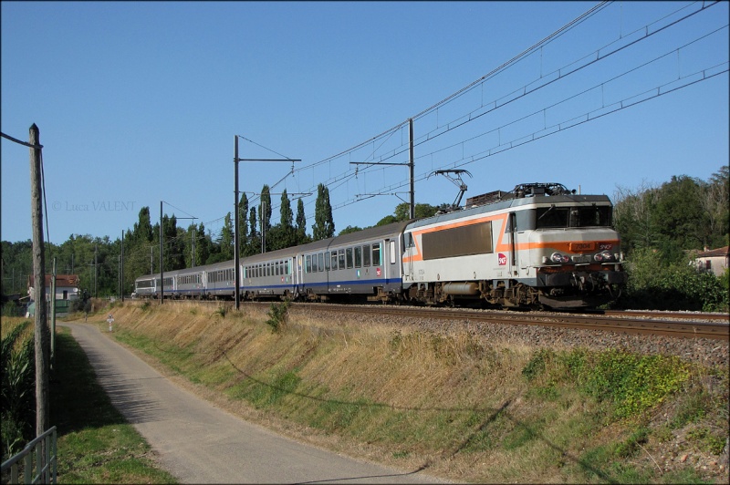 Photos et vidéos de la ligne Bordeaux - Toulouse - Narbonne - Sète (Fil 3) - Page 20 Img_9011
