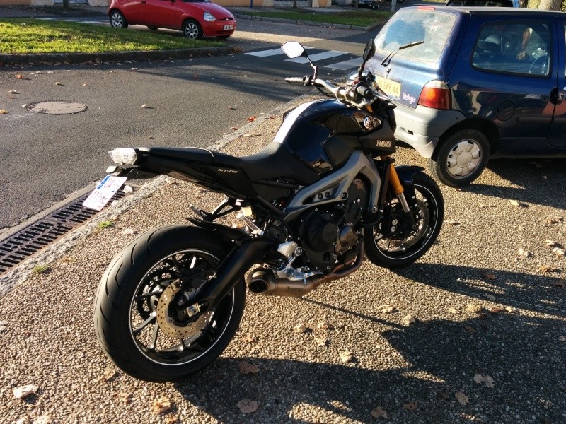 chaine - Photos de toutes les Yamaha MT-09 du forum ! :) - Page 15 Y_mak_11