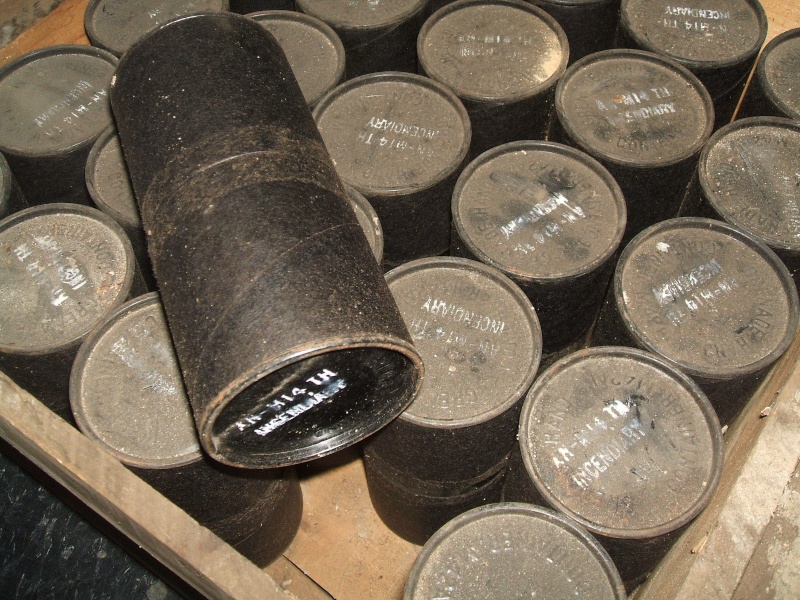 25 grenade incendiary m14 (caisse en bois ) Z910