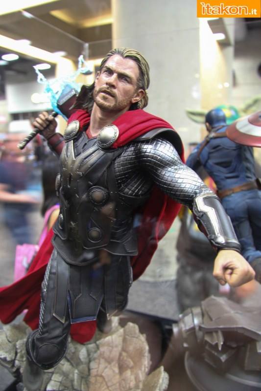 SDCC 2014 - Stand Sideshow Statues 1126