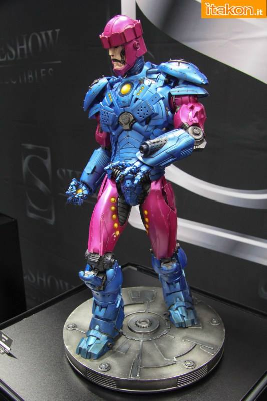 SDCC 2014 - Stand Sideshow Statues 3913