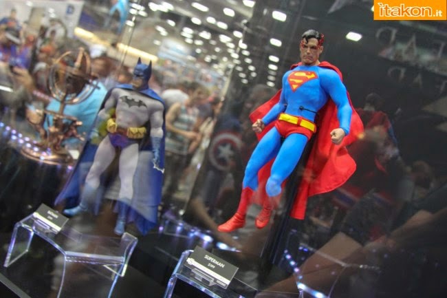 SDCC 2014 - Stand Sideshow Sixth Scale Figures 630