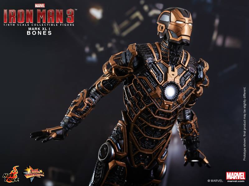 Hot Toys - Iron Man 3 - Movie Masterpiece Series - Mark XLI Bones (ou Bouse) Iron-m19