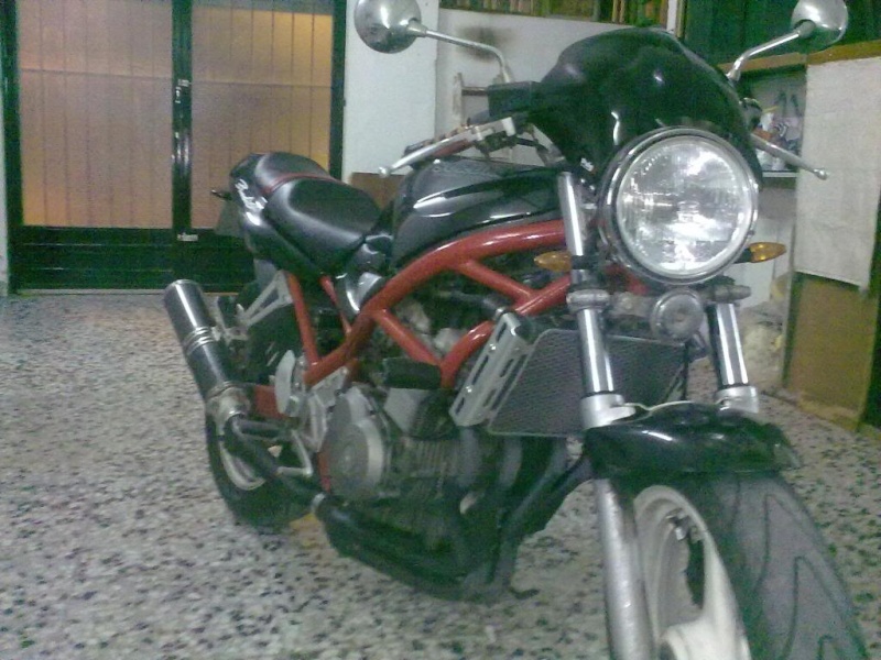 hola buenas a todos los aficionados d bandida400 y motos en general 09092010