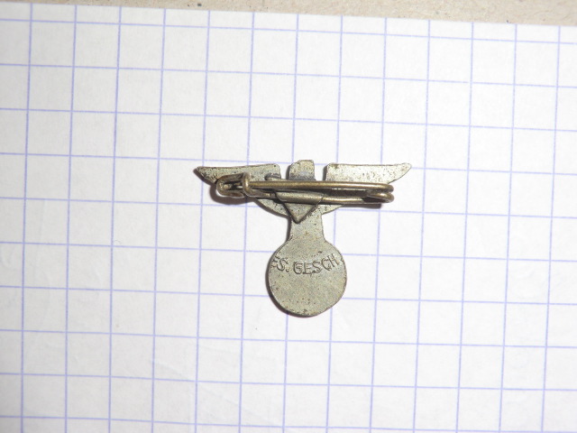 petit insigne allemand Cimg1225