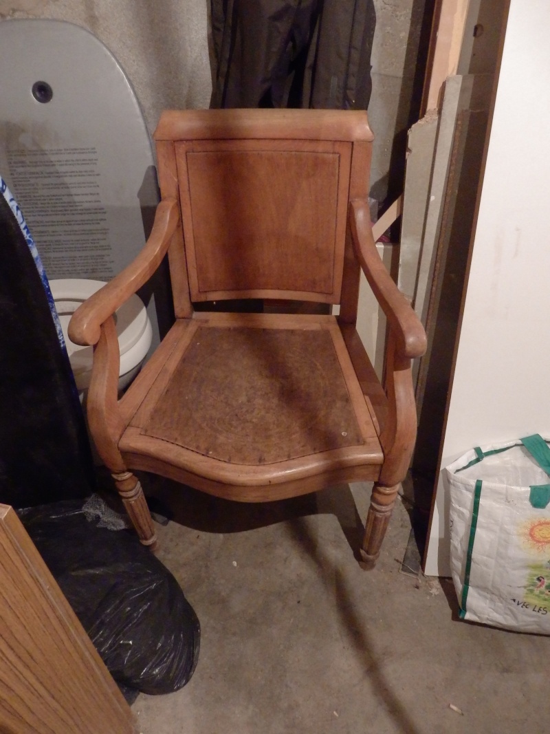 Ancien fauteuil de Barbier P7200610