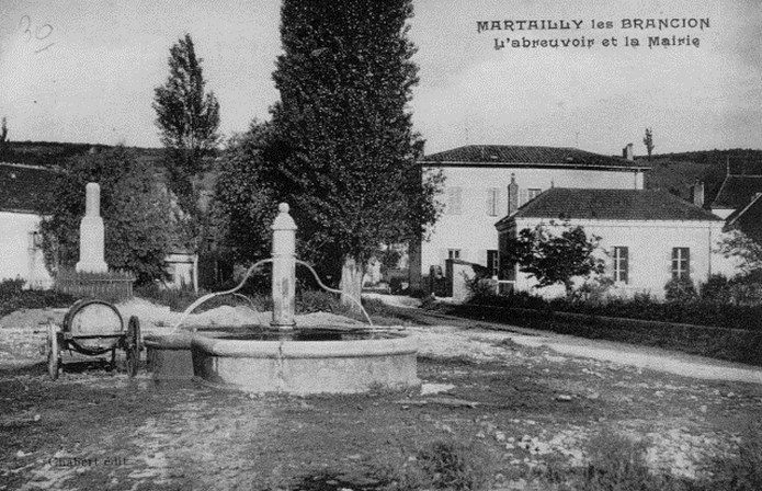 Laissez-vous-conter-les-monuments-aux-morts-de-martailly Place_11