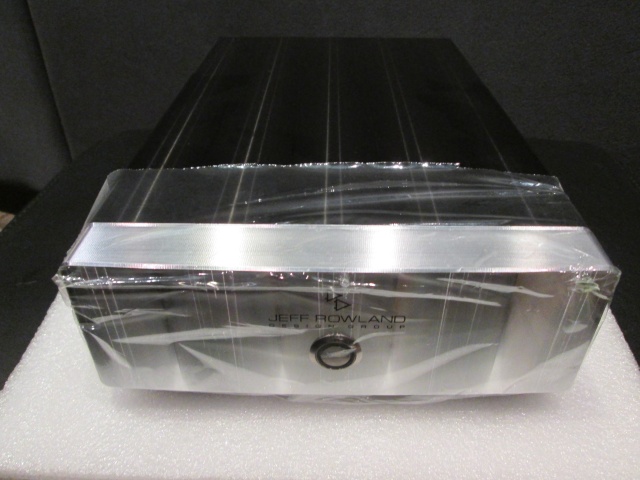 Jeff Rowland-525 Stereo Power Amplifiers-(New) 525_po11