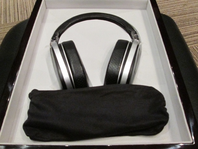 Oppo-PM-1-Headphone-(New) Pm-1_p12