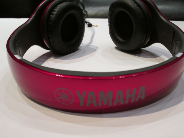 Yamaha-Pro 300-Headphones (New) Pro_3012