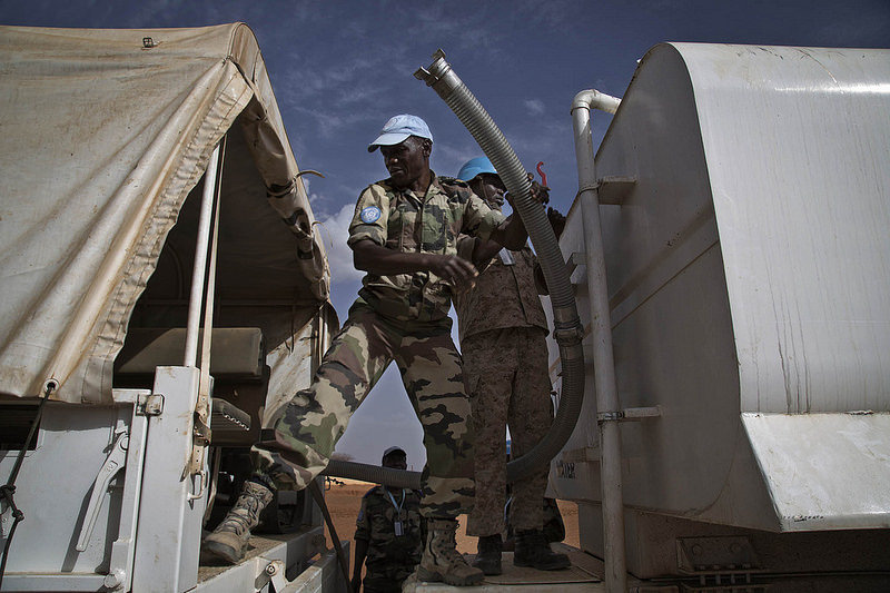 Les Forces de défense et de sécurité de Côte d'Ivoire - Page 3 2612