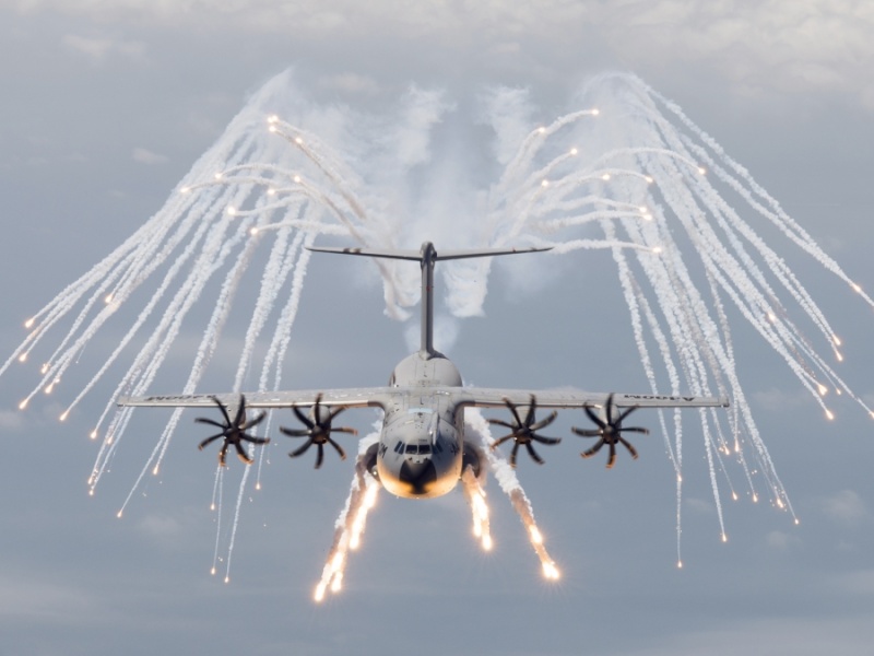 Airbus A400M - Page 13 389