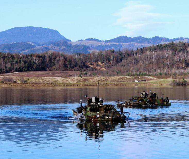 Slovenian Armed Forces / Slovenska vojska - Page 2 4339