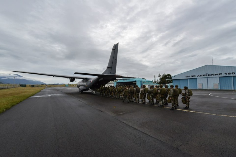 Armée Française / French Armed Forces - Page 26 8213