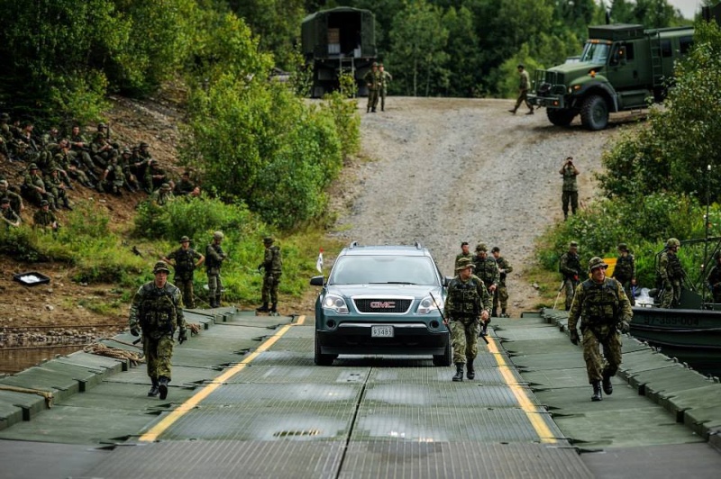 Armée canadienne/Canadian Armed Forces - Page 19 9131