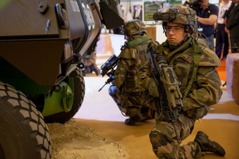 EUROSATORY 2014 (16 au 20 juin) - Page 2 948