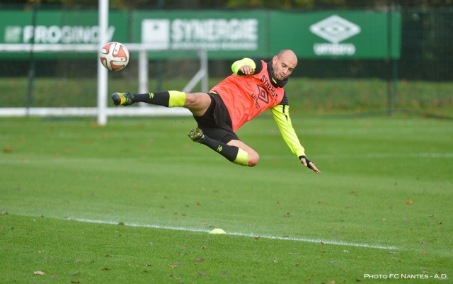 11ème Journée de L1 ... EVIAN TG / FC NANTES ... samedi 25 Octobre 2014 - 20H 00 - Parc des Sports ANNECY  1511